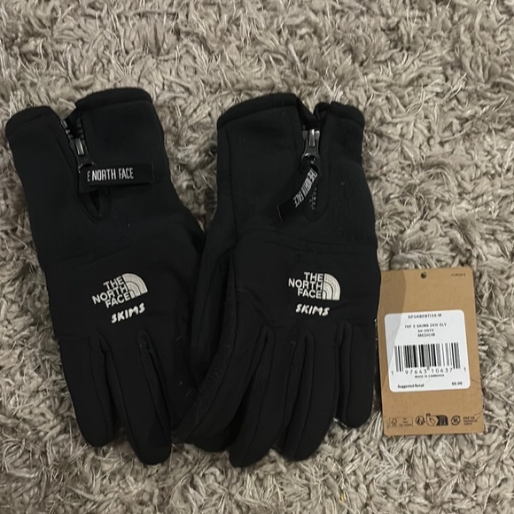Skims North Face Black Insulated Gloves - Picture 1 of 5